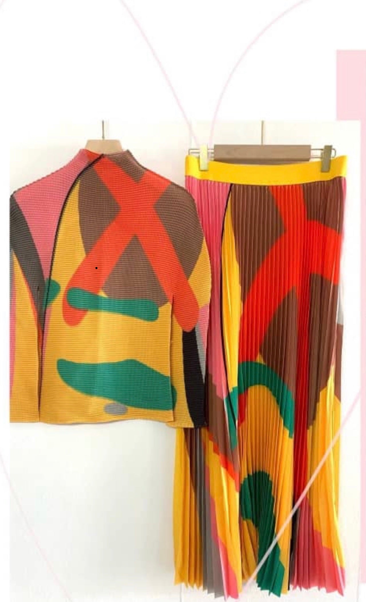 Classy 2pc Abstract Print