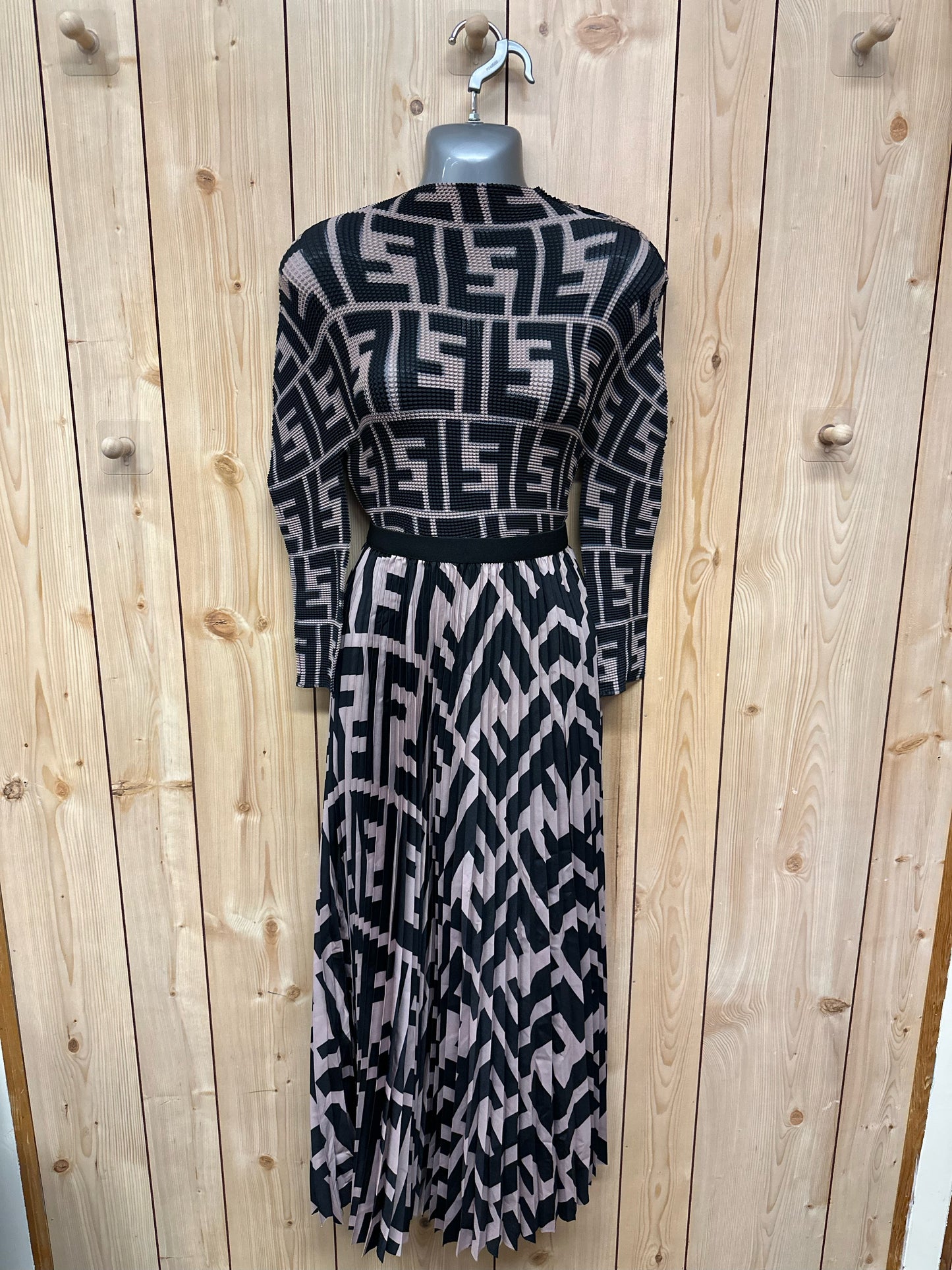 Classy Double F 2 piece Set